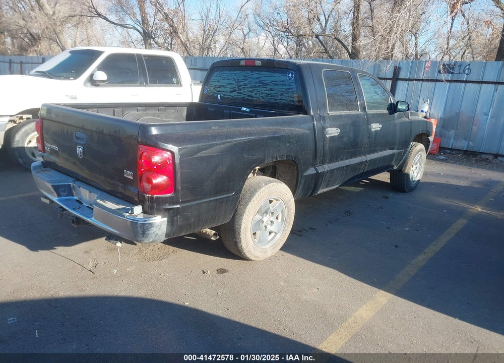 2005 DODGE DAKOTA SLT VIN: 1D7HE48K95S273313
