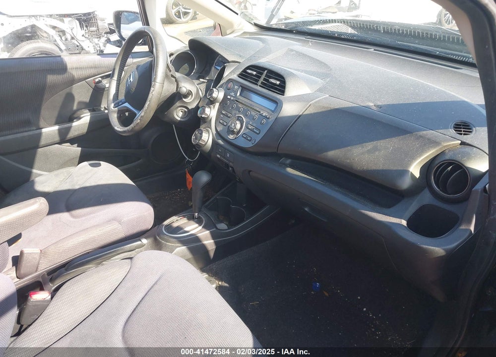 2012 HONDA FIT SPORT VIN: JHMGE8H58CC012199