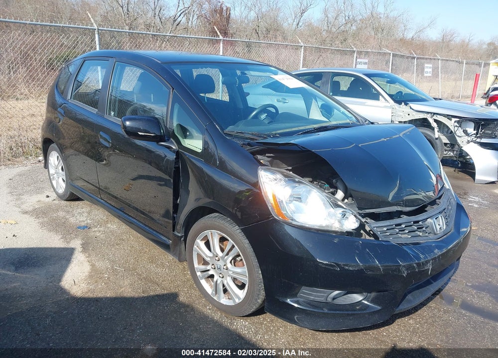 2012 HONDA FIT SPORT VIN: JHMGE8H58CC012199