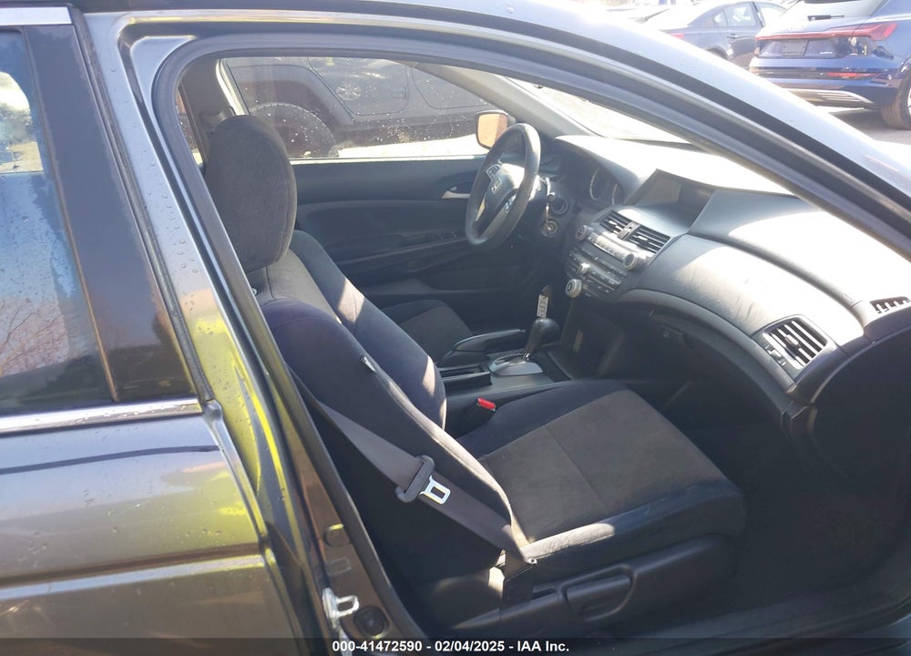 2010 HONDA ACCORD 2.4 LX-P VIN: 1HGCP2F46AA122633