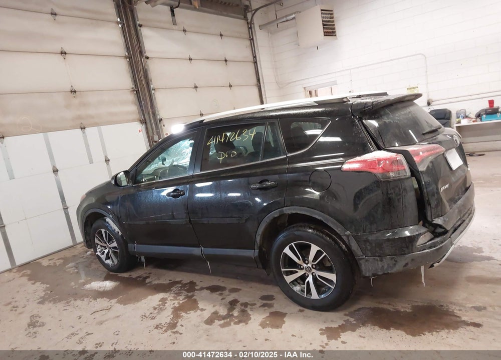 2016 TOYOTA RAV4 XLE VIN: 2T3RFREV8GW504820