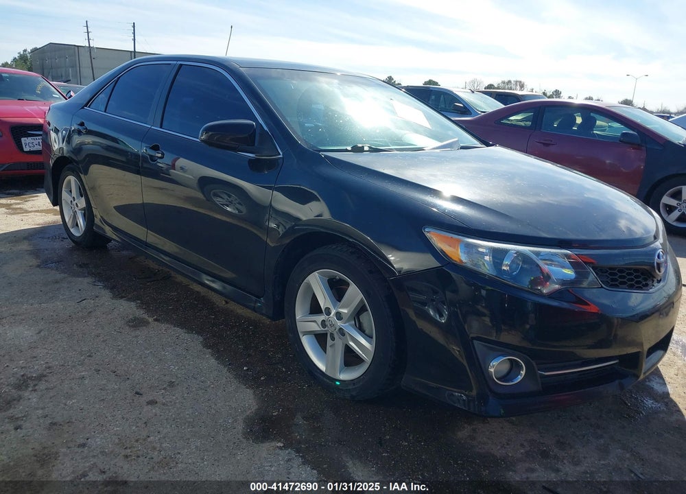 2014 TOYOTA CAMRY SE VIN: 4T1BF1FK7EU771881
