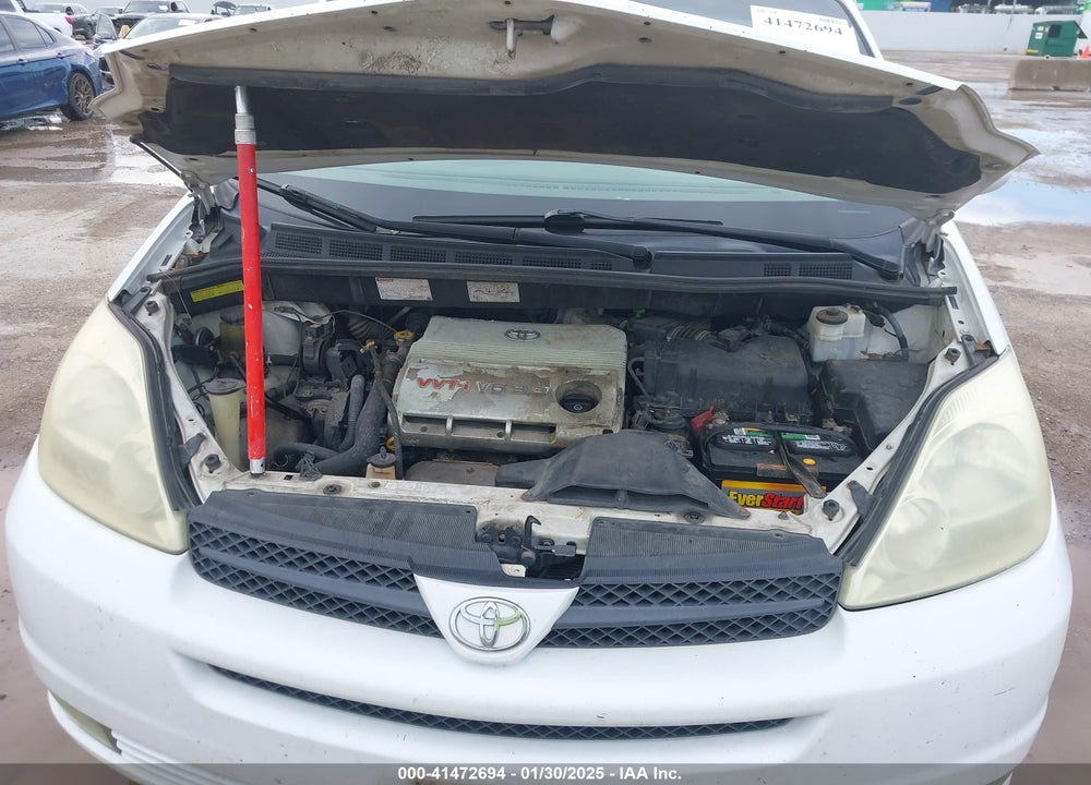 2005 TOYOTA SIENNA XLE VIN: 5TDZA22C65S239869