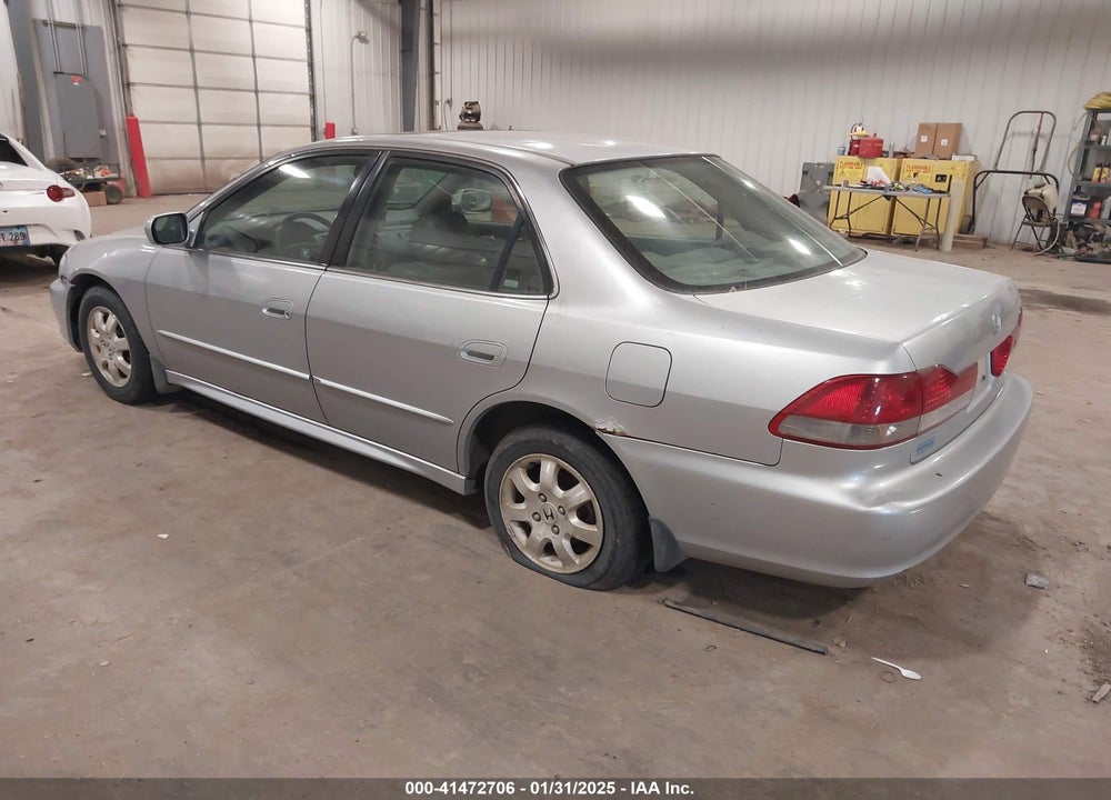2002 HONDA ACCORD 2.3 EX VIN: JHMCG56672C034096