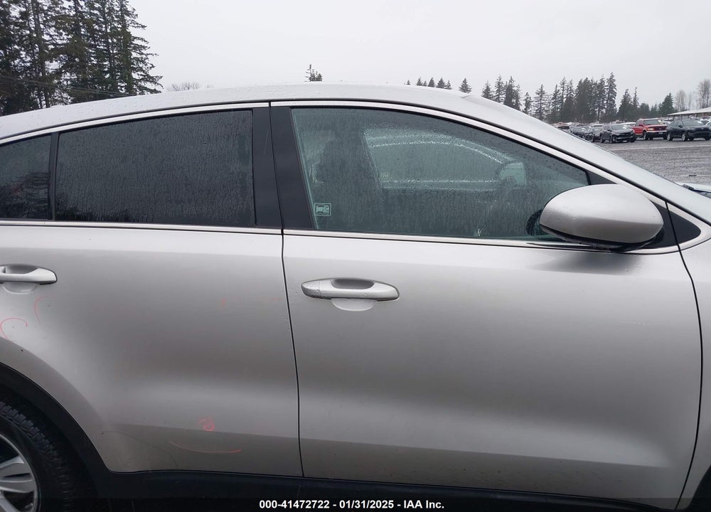 2018 KIA SPORTAGE LX VIN: KNDPM3ACXJ7423562