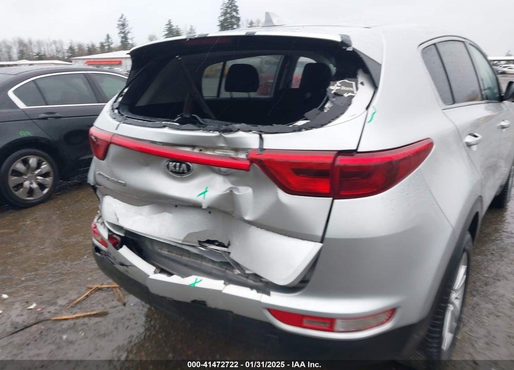 2018 KIA SPORTAGE LX VIN: KNDPM3ACXJ7423562