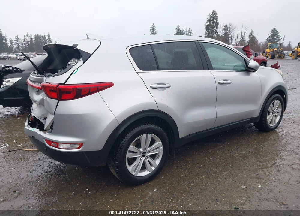 2018 KIA SPORTAGE LX VIN: KNDPM3ACXJ7423562