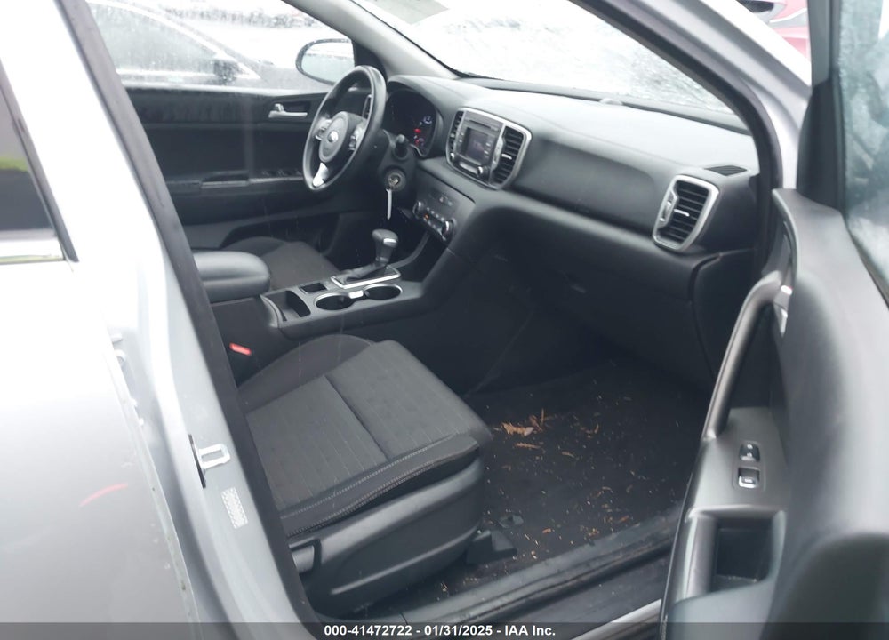 2018 KIA SPORTAGE LX VIN: KNDPM3ACXJ7423562
