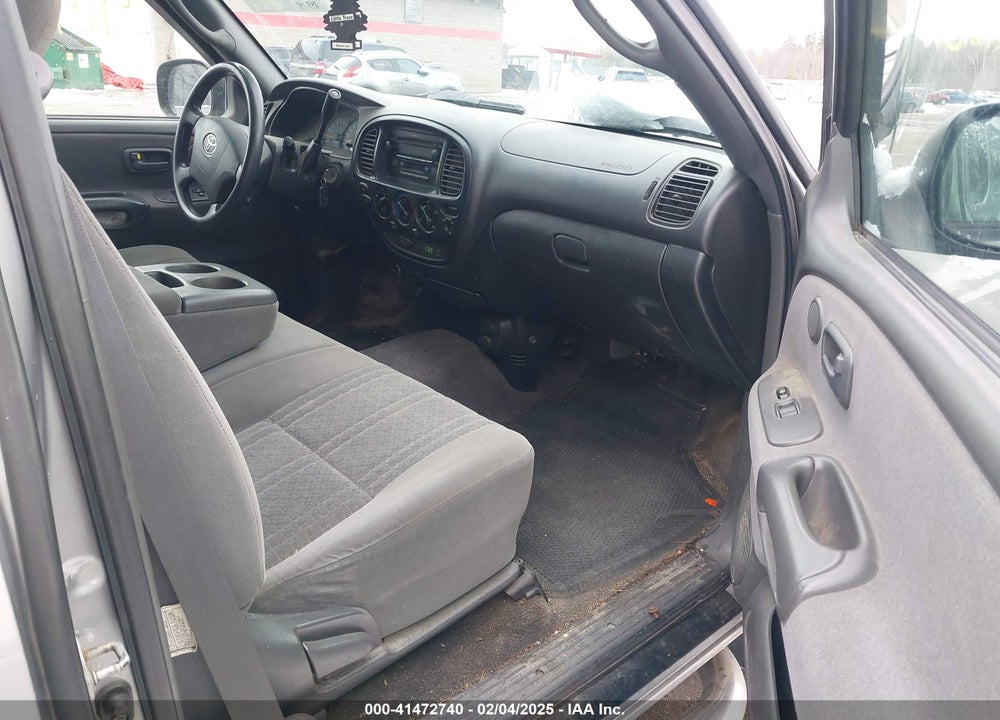 2003 TOYOTA TUNDRA SR5 V8 VIN: 5TBBT44163S376528