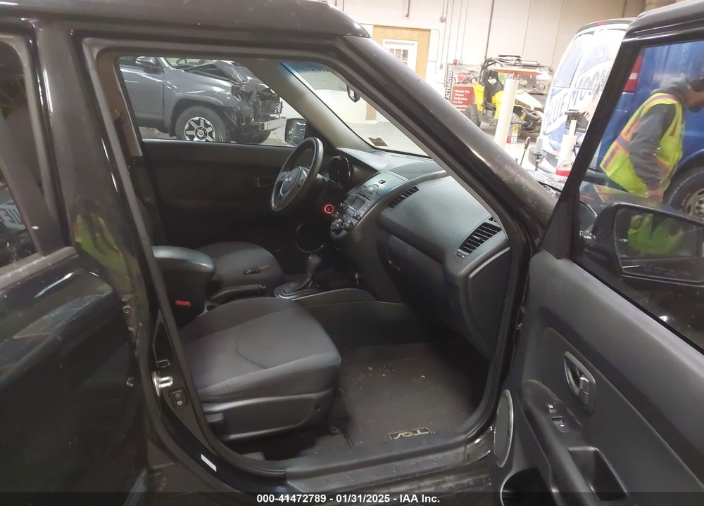 2011 KIA SOUL VIN: KNDJT2A28B7732961