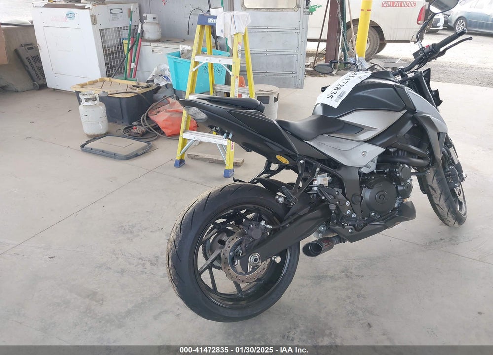 2022 SUZUKI GSX-S750 M/Z VIN: JS1C533B3N7102107