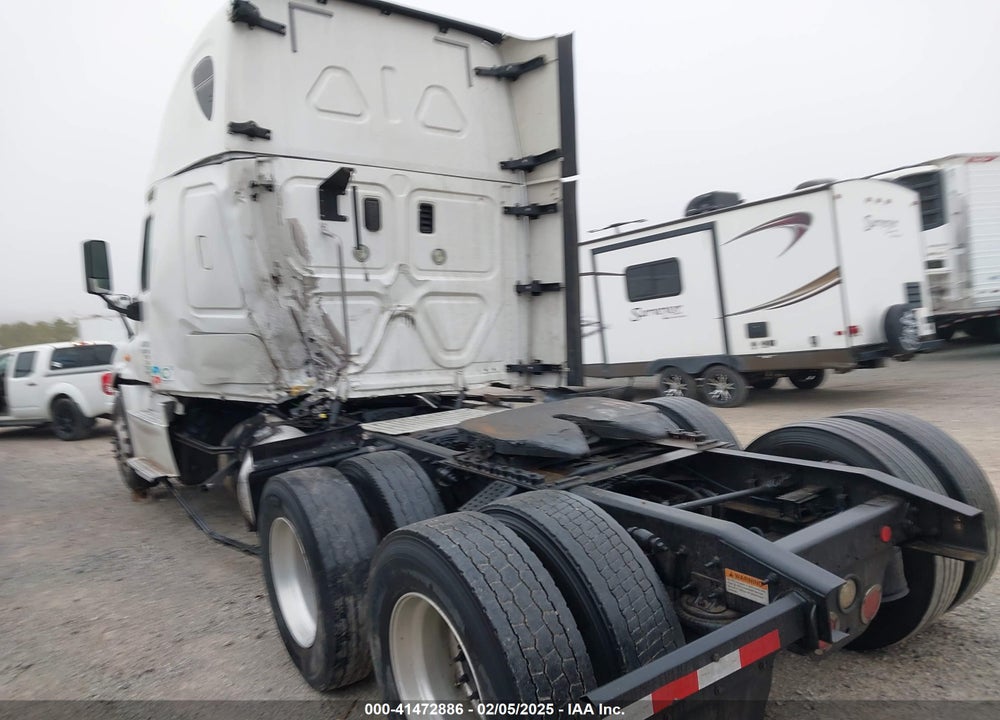 2017 FREIGHTLINER CASCADIA 125 --- VIN: 3AKJGLDRXHSHJ4710