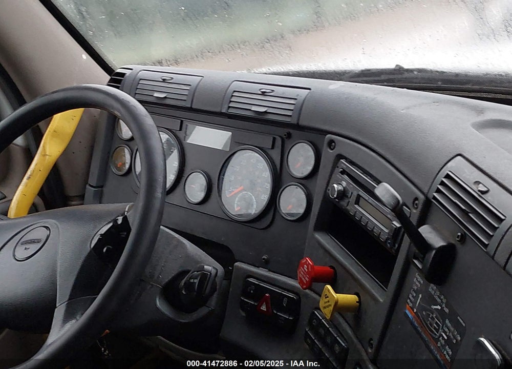 2017 FREIGHTLINER CASCADIA 125 --- VIN: 3AKJGLDRXHSHJ4710