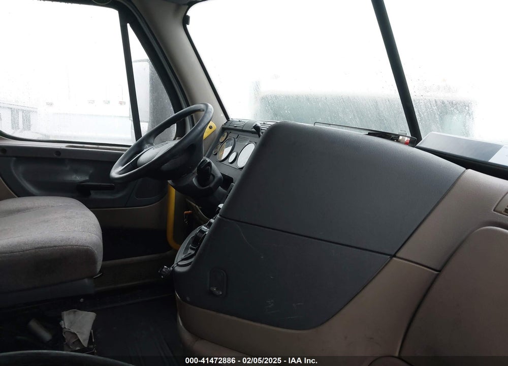 2017 FREIGHTLINER CASCADIA 125 --- VIN: 3AKJGLDRXHSHJ4710