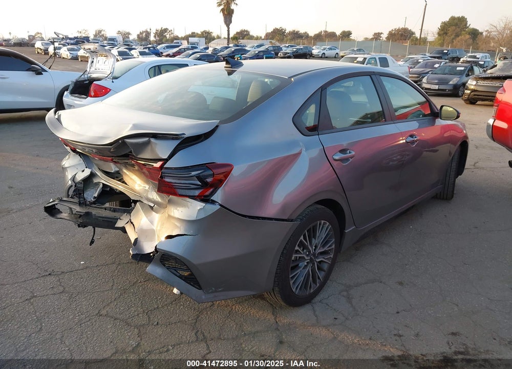 2024 KIA FORTE VIN: 3KPF54ADXRE824290