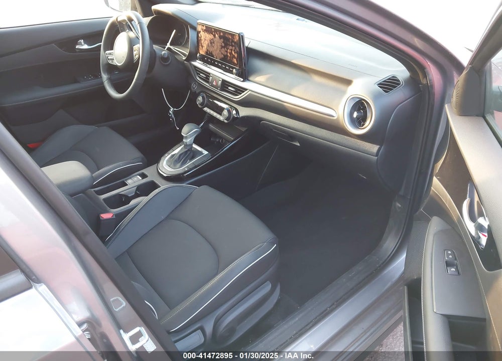 2024 KIA FORTE VIN: 3KPF54ADXRE824290
