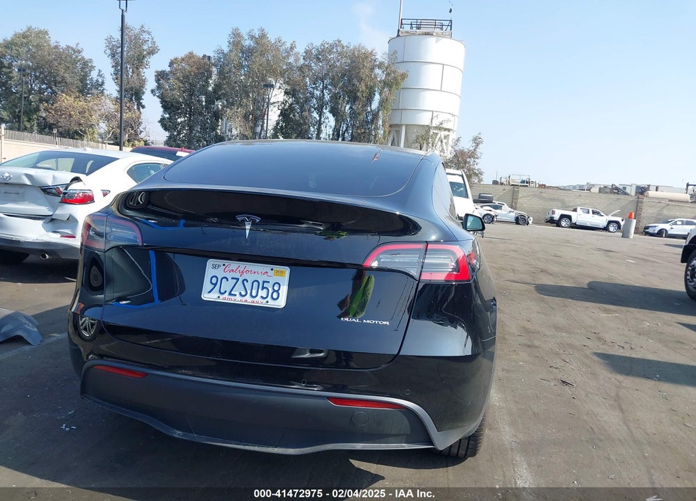 2022 TESLA MODEL Y LONG RANGE DUAL MOTOR ALL-WHEEL DRIVE VIN: 7SAYGAEE9NF541939