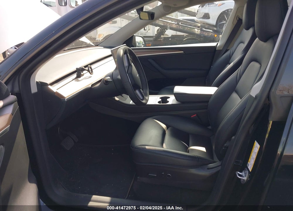 2022 TESLA MODEL Y LONG RANGE DUAL MOTOR ALL-WHEEL DRIVE VIN: 7SAYGAEE9NF541939