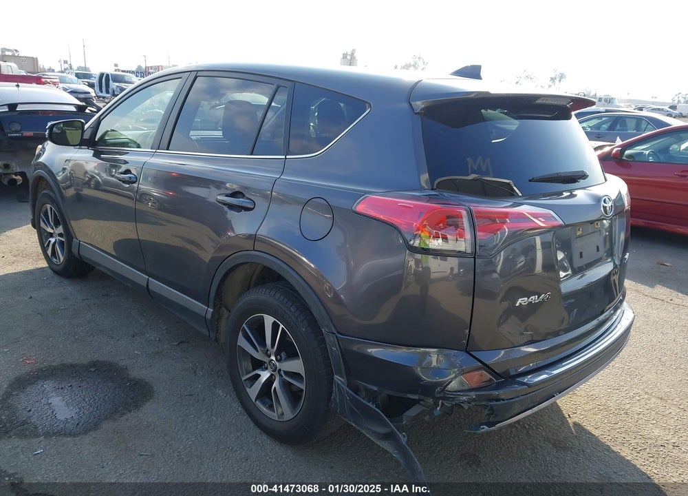 2017 TOYOTA RAV4 XLE VIN: JTMWFREV7HJ144619