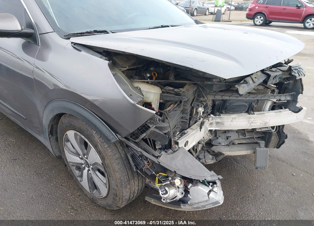 2017 KIA NIRO VIN: KNDCB3LC8H5101283