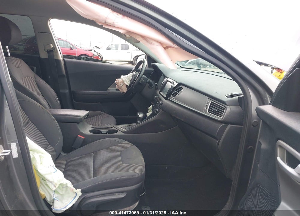 2017 KIA NIRO VIN: KNDCB3LC8H5101283