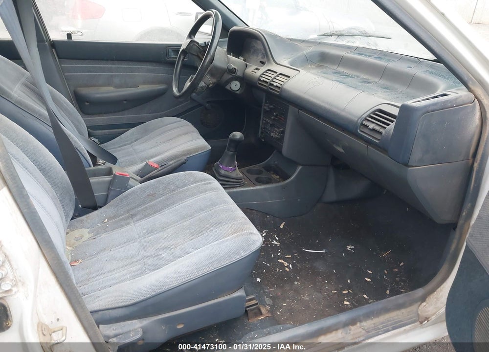 1993 FORD ESCORT LX VIN: 1FAPP14J0PW114239