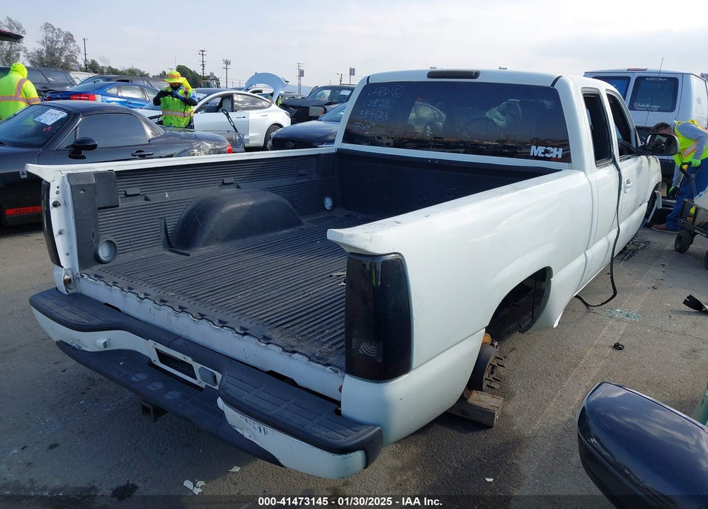 2001 CHEVROLET SILVERADO 1500 LS VIN: 1GCEC19T61Z209787