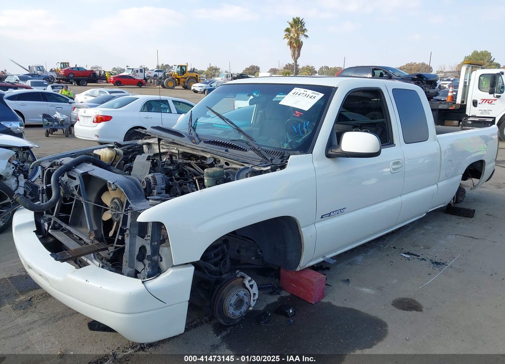 2001 CHEVROLET SILVERADO 1500 LS VIN: 1GCEC19T61Z209787