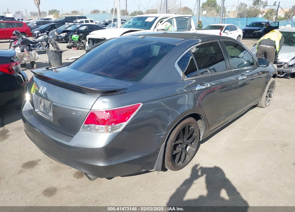 2010 HONDA ACCORD 3.5 EX-L VIN: 1HGCP3F85AA004064