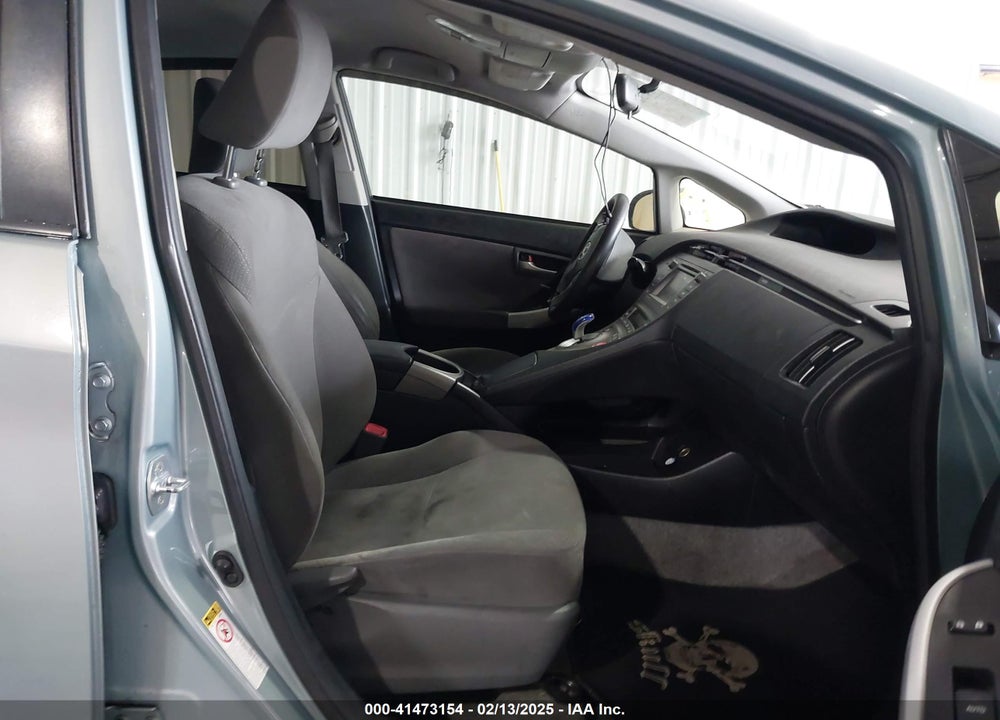 2013 TOYOTA PRIUS VIN: JTDKN3DU3D1670828
