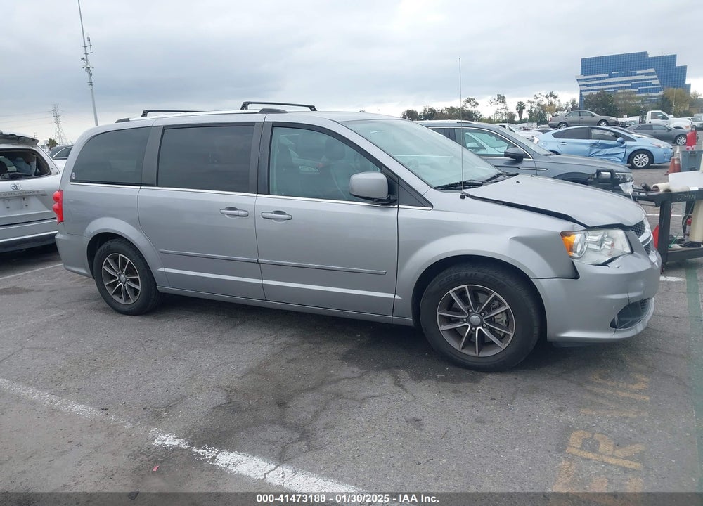 2017 DODGE GRAND CARAVAN SXT VIN: 2C4RDGCG7HR573735
