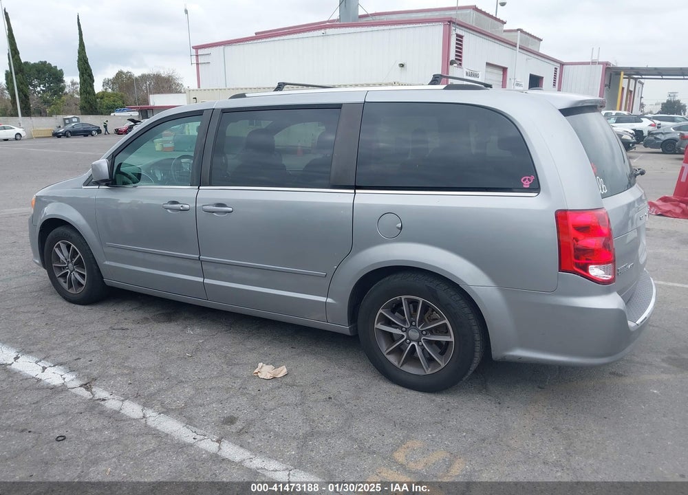 2017 DODGE GRAND CARAVAN SXT VIN: 2C4RDGCG7HR573735