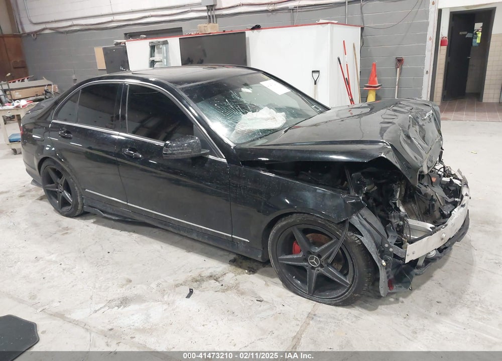 2011 MERCEDES-BENZ C 300 VIN: WDDGF8BB6BR172631