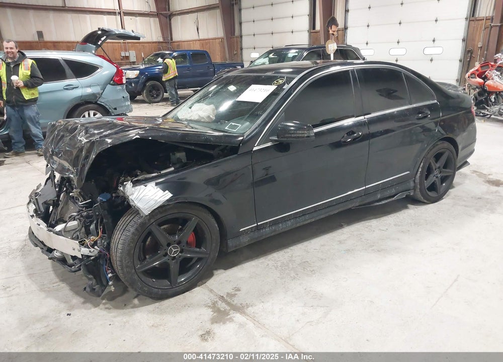2011 MERCEDES-BENZ C 300 VIN: WDDGF8BB6BR172631