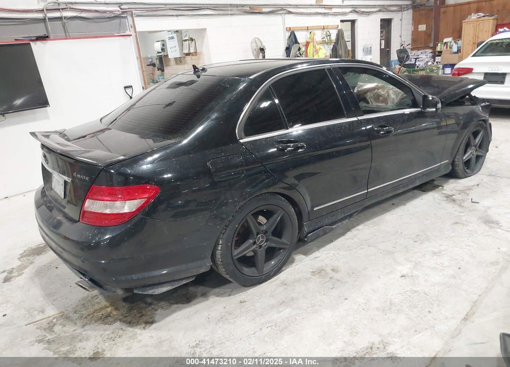 2011 MERCEDES-BENZ C 300 VIN: WDDGF8BB6BR172631