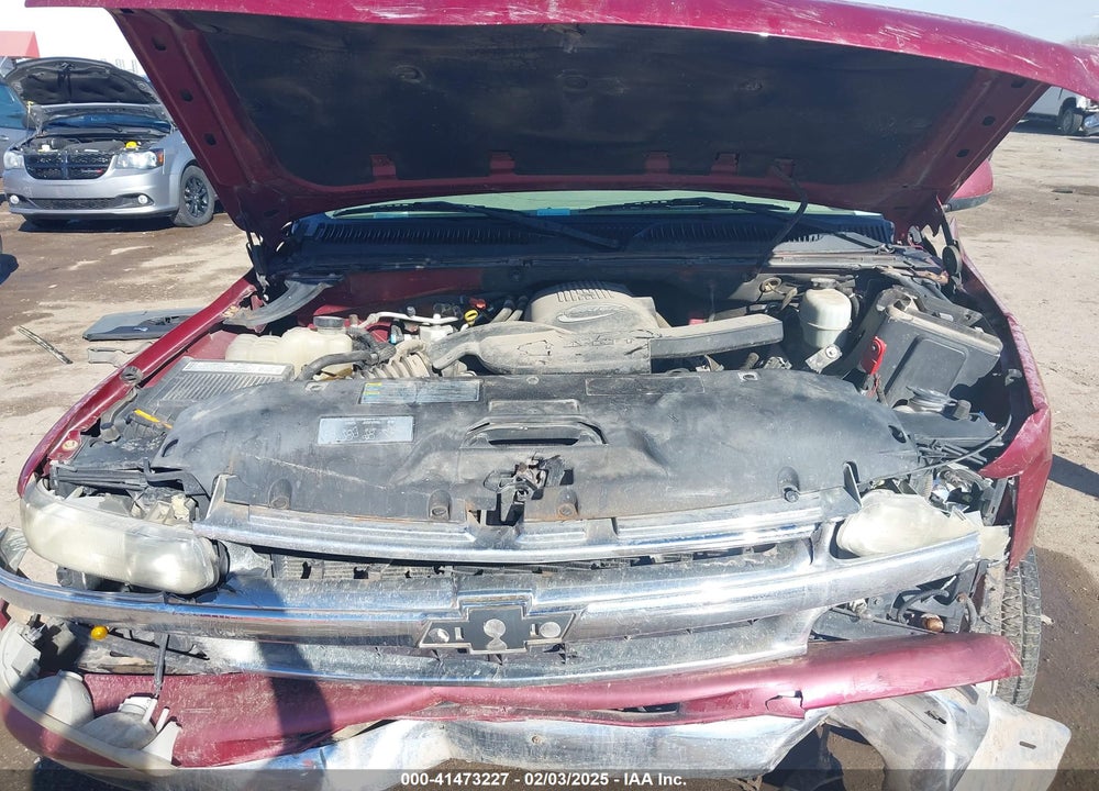 2005 CHEVROLET SUBURBAN 1500 LT VIN: 1GNEC16Z45J174848