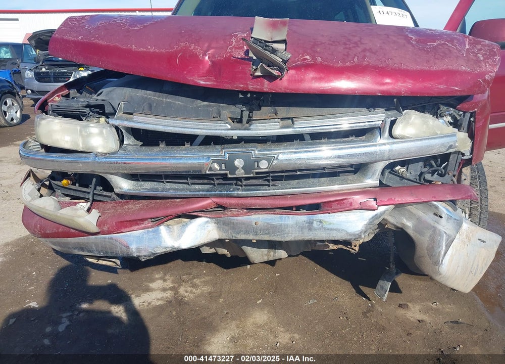 2005 CHEVROLET SUBURBAN 1500 LT VIN: 1GNEC16Z45J174848