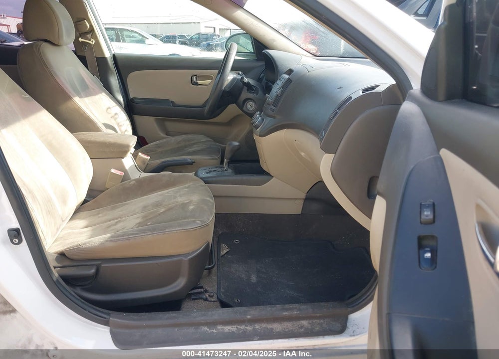 2010 HYUNDAI ELANTRA VIN: KMHDU4ADXAU940617