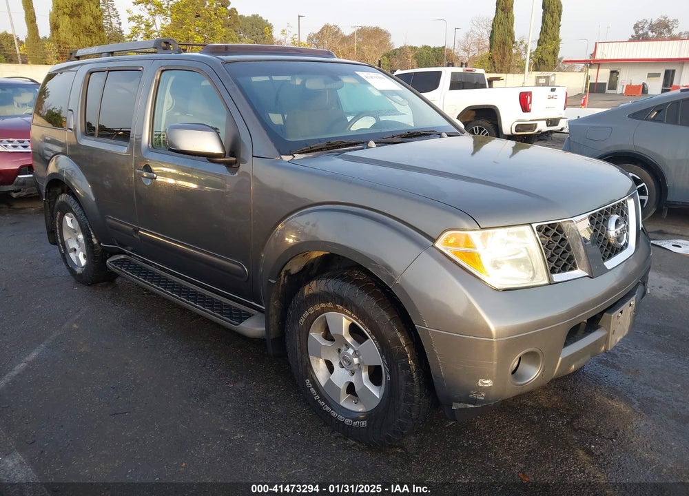 2005 NISSAN PATHFINDER SE VIN: 5N1AR18U35C745284