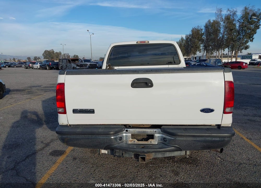 2006 FORD F-250 VIN: 1FTNF20576ED46361
