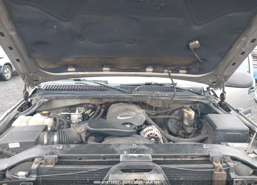 2001 CHEVROLET TAHOE VIN: 1GNEK13T11R109826