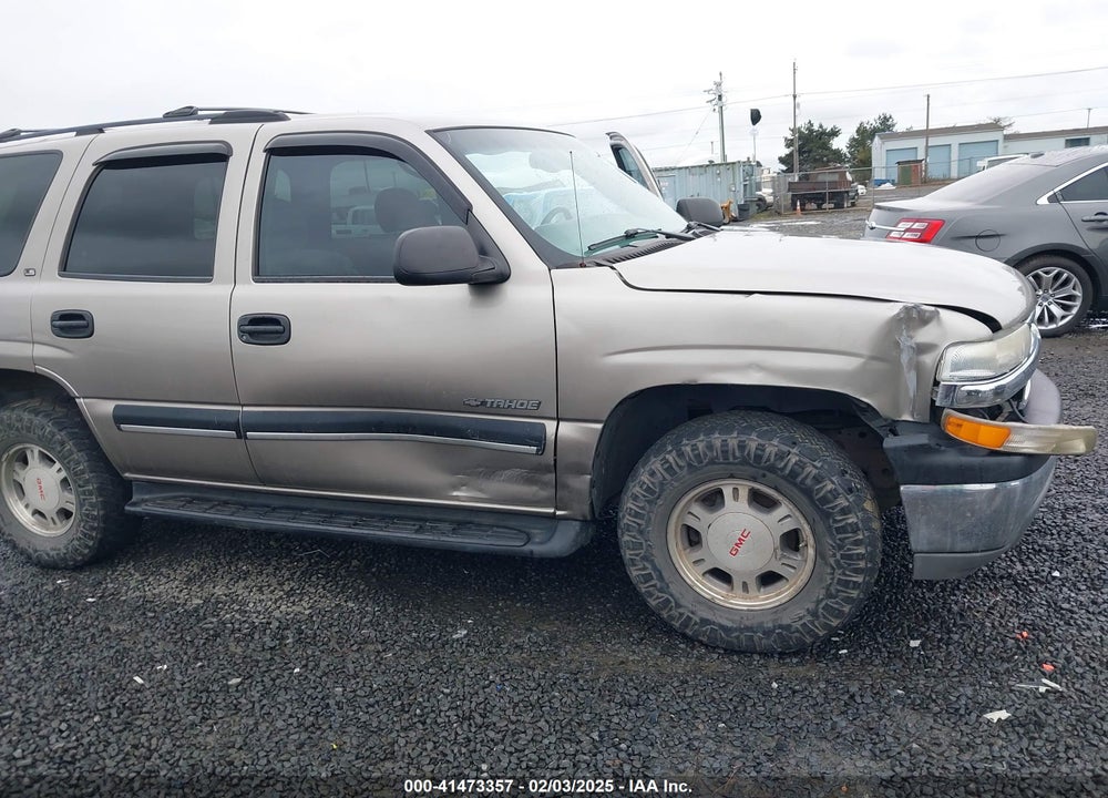 2001 CHEVROLET TAHOE VIN: 1GNEK13T11R109826