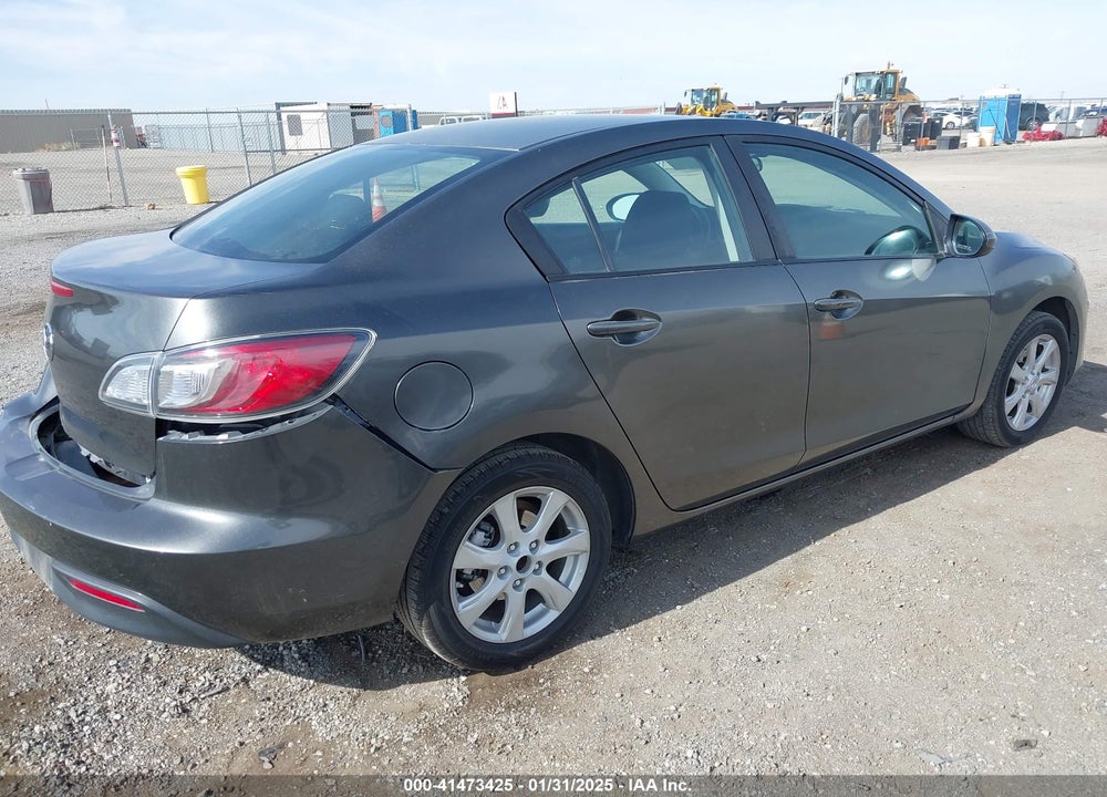 2011 MAZDA 3 I TOURING VIN: JM1BL1VG9B1480063
