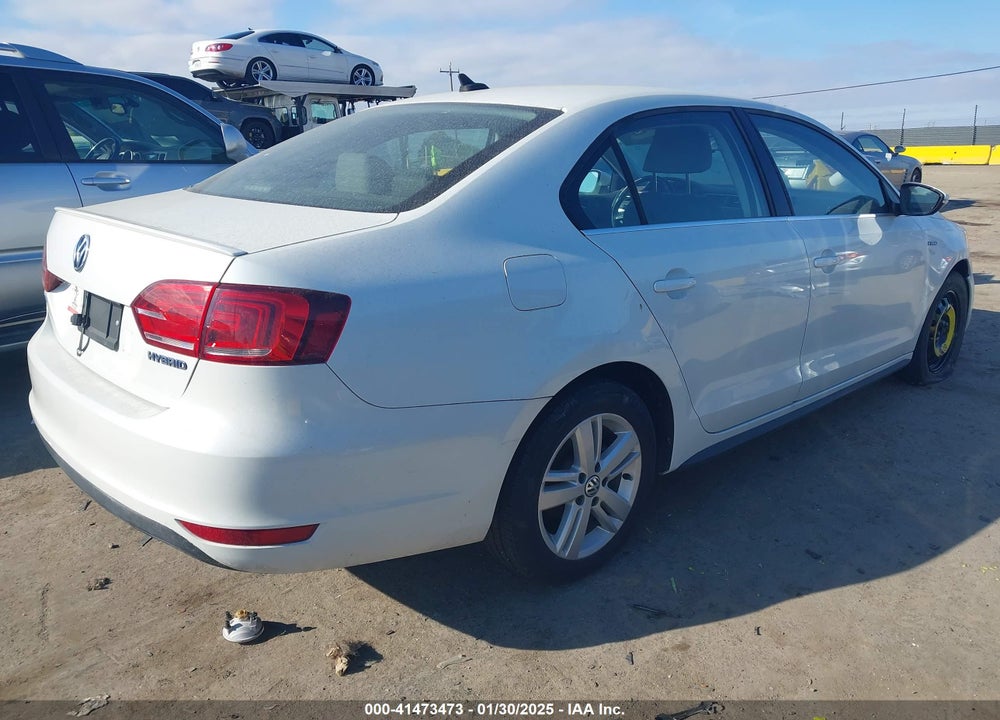 2013 VOLKSWAGEN JETTA HYBRID VIN: 3VW637AJXDM282598