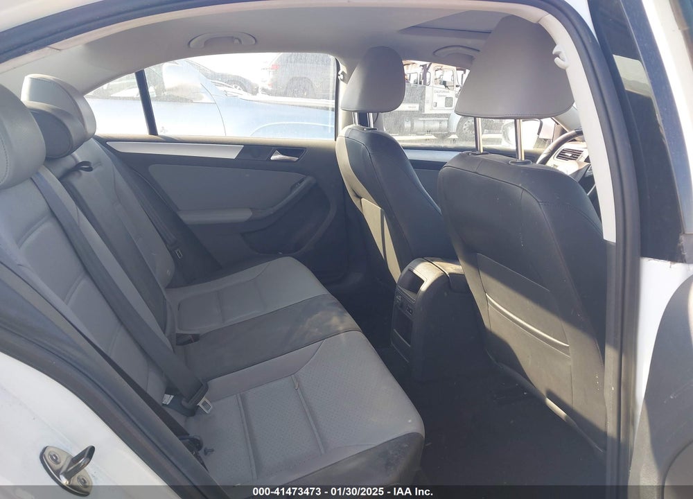 2013 VOLKSWAGEN JETTA HYBRID VIN: 3VW637AJXDM282598