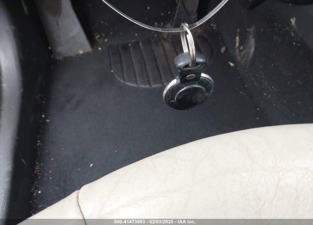 2012 MINI COOPER VIN: WMWSU3C56CT540717