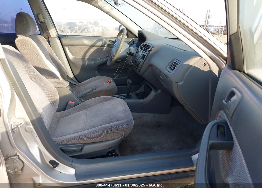 1998 HONDA CIVIC LX VIN: 1HGEJ6674WL026460