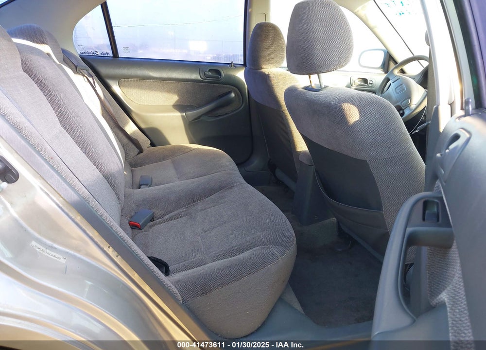 1998 HONDA CIVIC LX VIN: 1HGEJ6674WL026460
