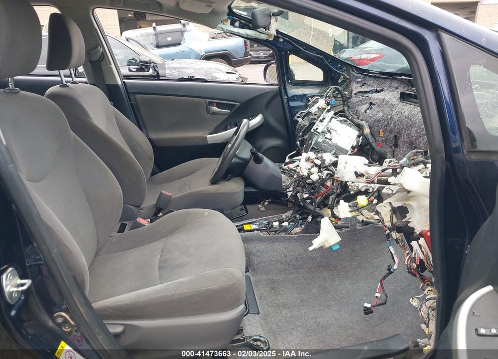 2015 TOYOTA PRIUS VIN: JTDKN3DU2F0449214