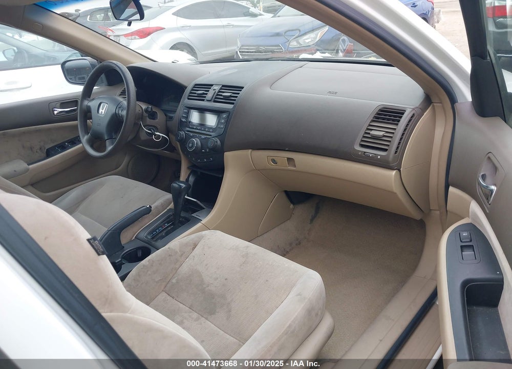 2005 HONDA ACCORD 2.4 LX VIN: JHMCM564X5C000911